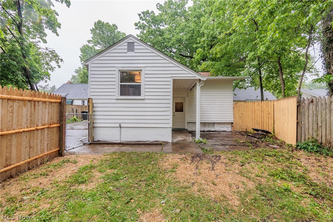 Frisbie Berwald Companys Resu - Residential