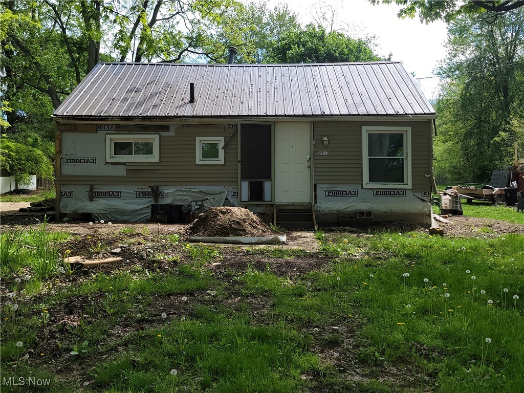 2913 Warren Drive, Uniontown, Ohio image 2