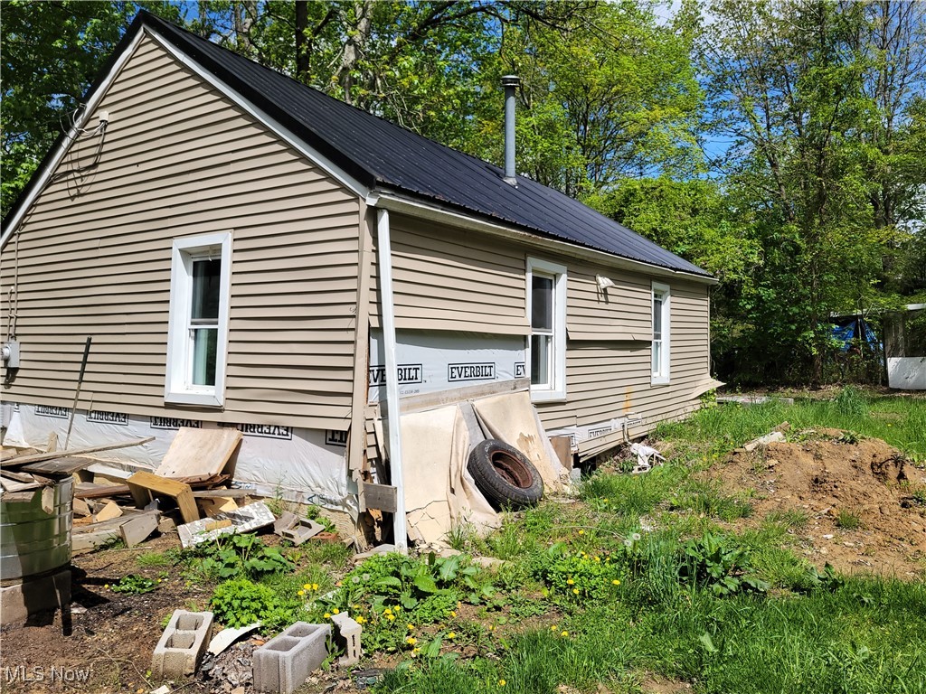 2913 Warren Drive, Uniontown, Ohio image 4