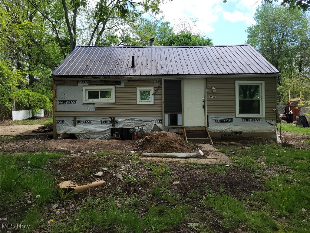 2913 Warren Drive, Uniontown, Ohio image 7