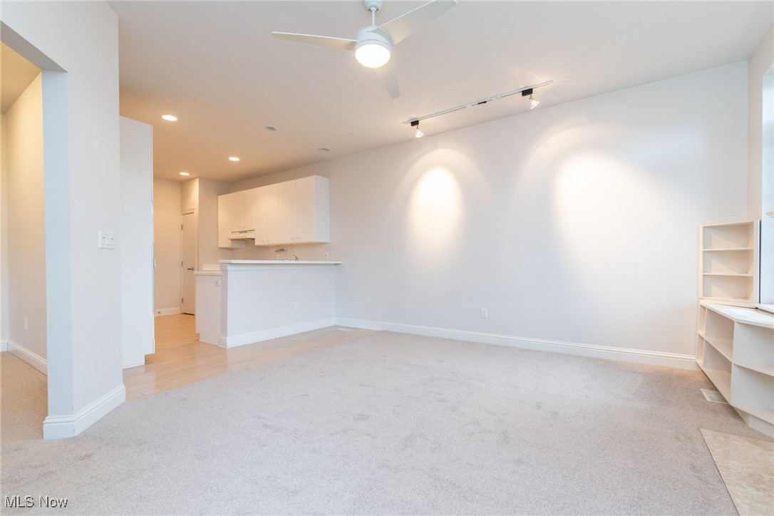 Wedgewood Xings Condo - Residential Lease