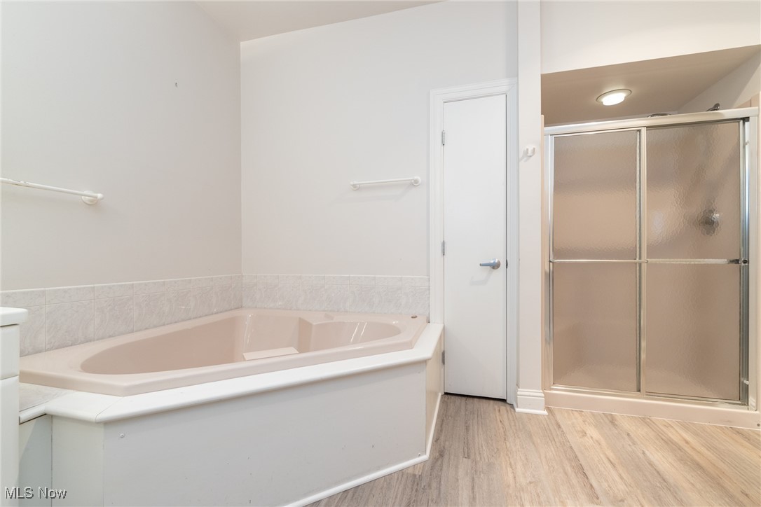 Wedgewood Xings Condo - Residential Lease