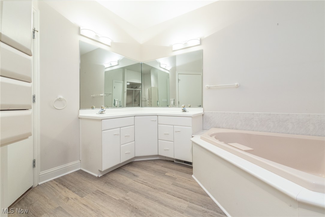 Wedgewood Xings Condo - Residential Lease