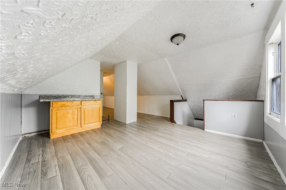 Lake Shore Blvd Sub/J Lar - Residential Income