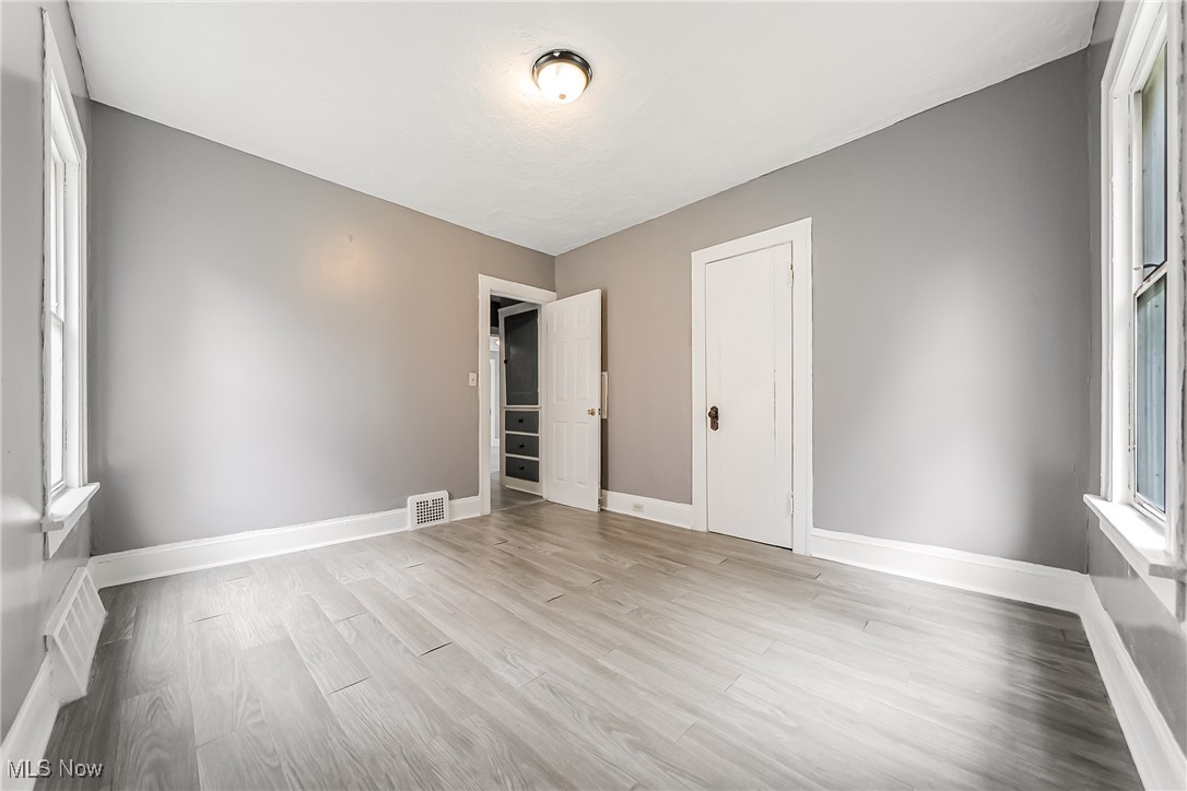 Lake Shore Blvd Sub/J Lar - Residential Income