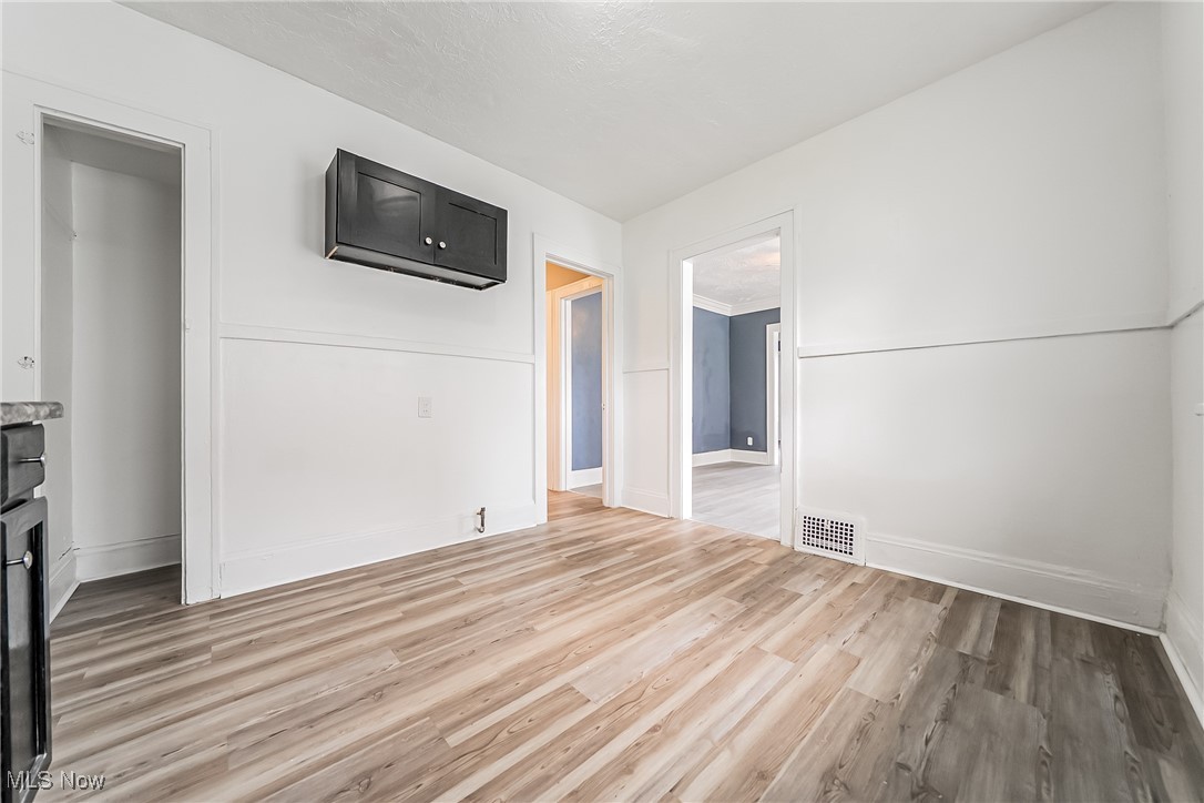 Lake Shore Blvd Sub/J Lar - Residential Income