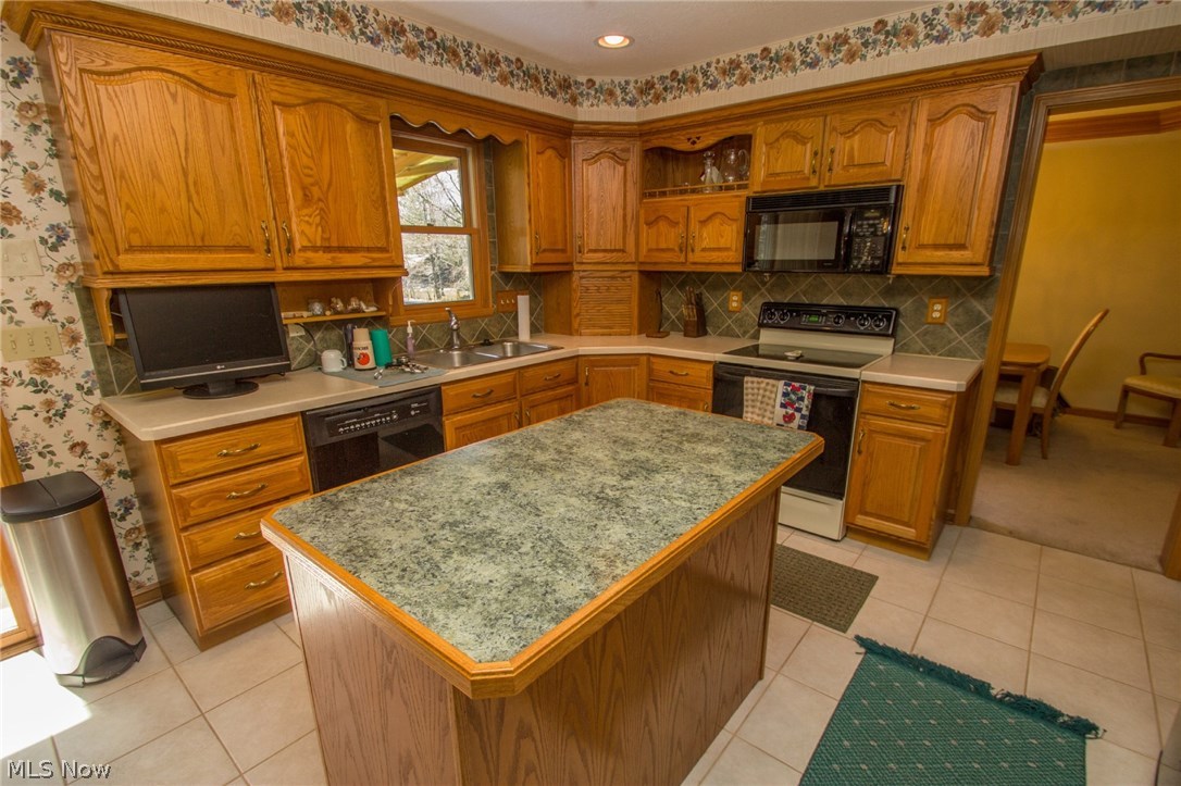 Hyman Bldrs Sprague Road Sub - Residential