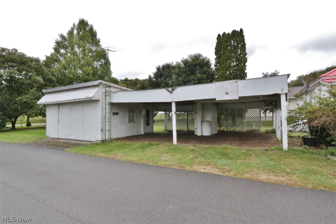 Rear Newcome - Residential