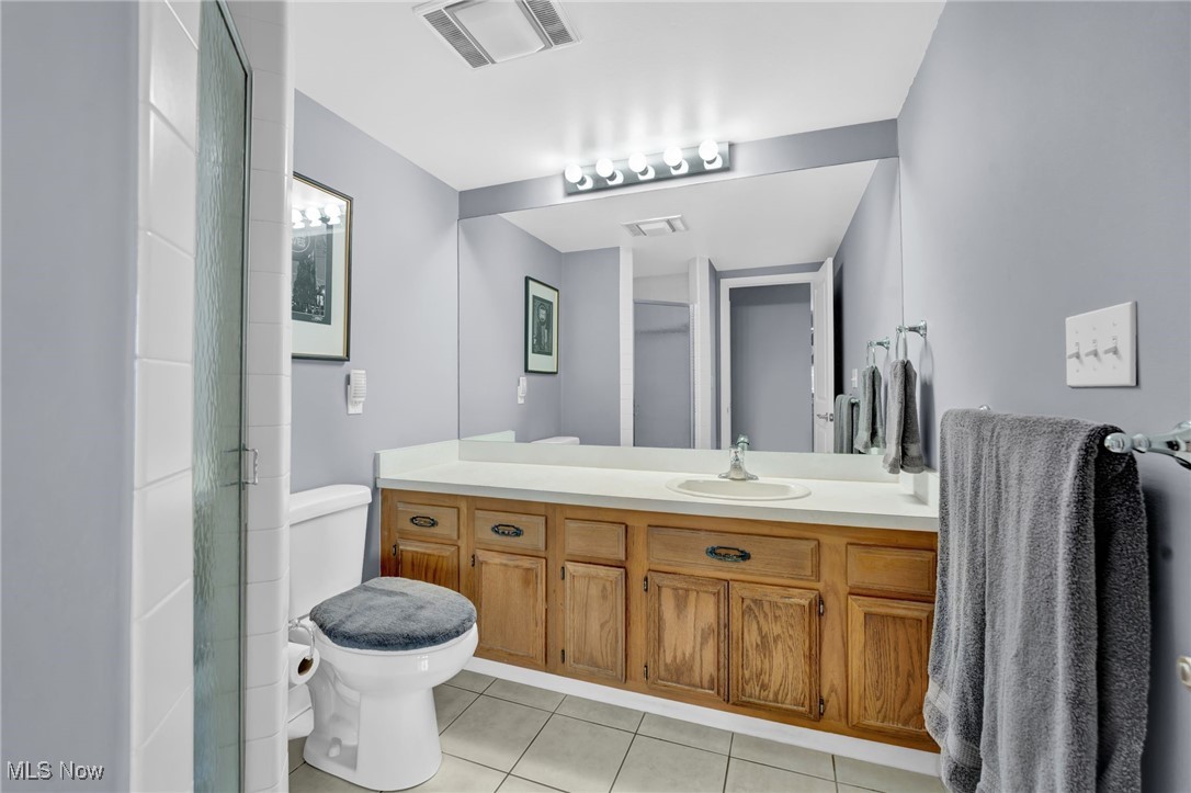 Meridian Condo - Residential