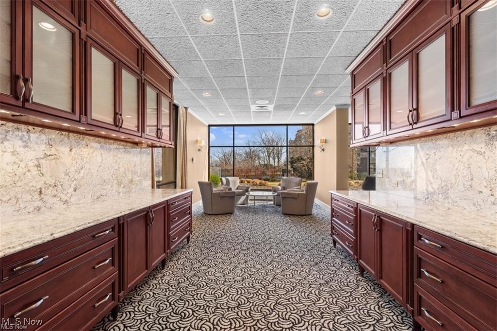 Meridian Condo - Residential