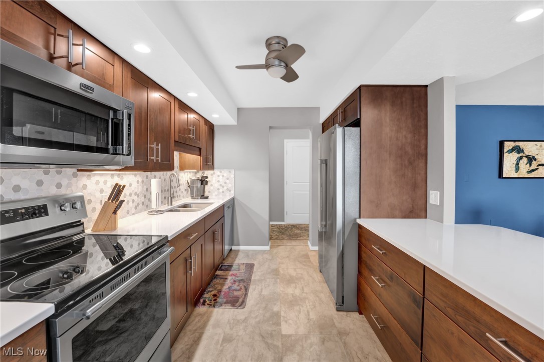 Meridian Condo - Residential