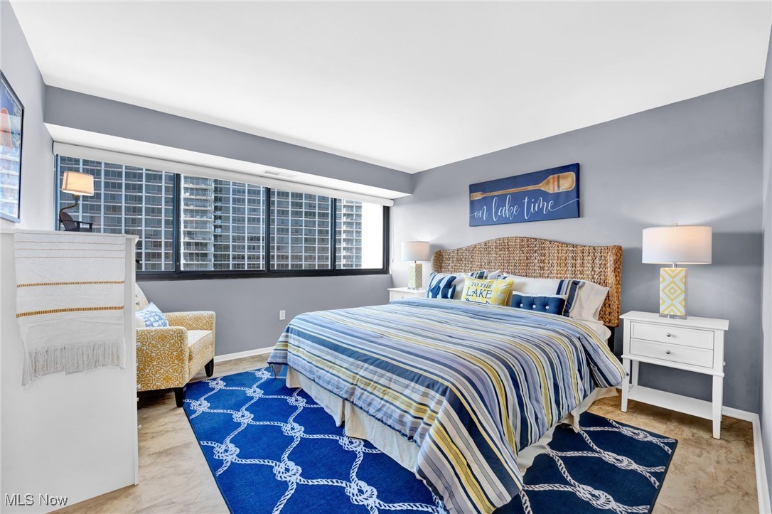 Meridian Condo - Residential