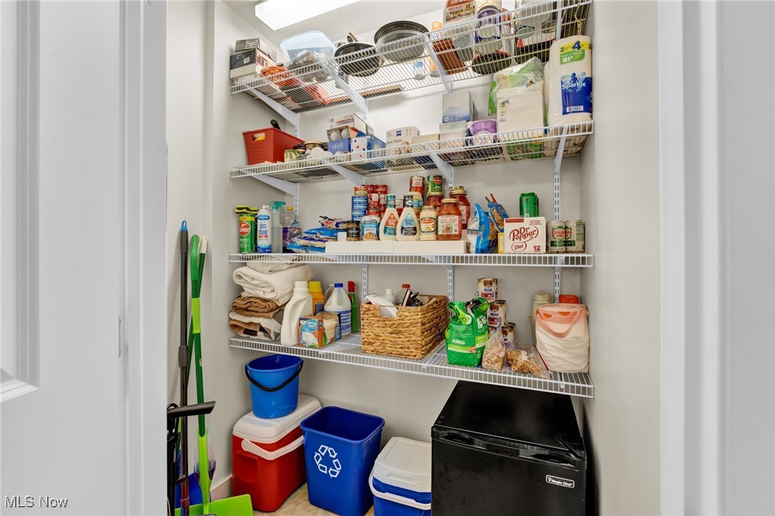 Meridian Condo - Residential