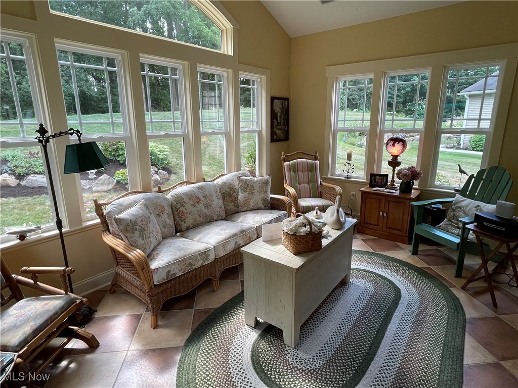 Villas/Mudbrook Condos - Residential