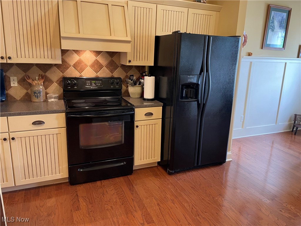 Villas/Mudbrook Condos - Residential