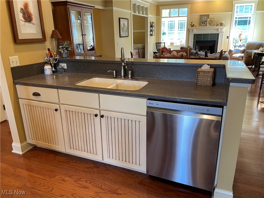 Villas/Mudbrook Condos - Residential