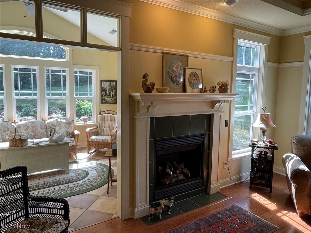 Villas/Mudbrook Condos - Residential