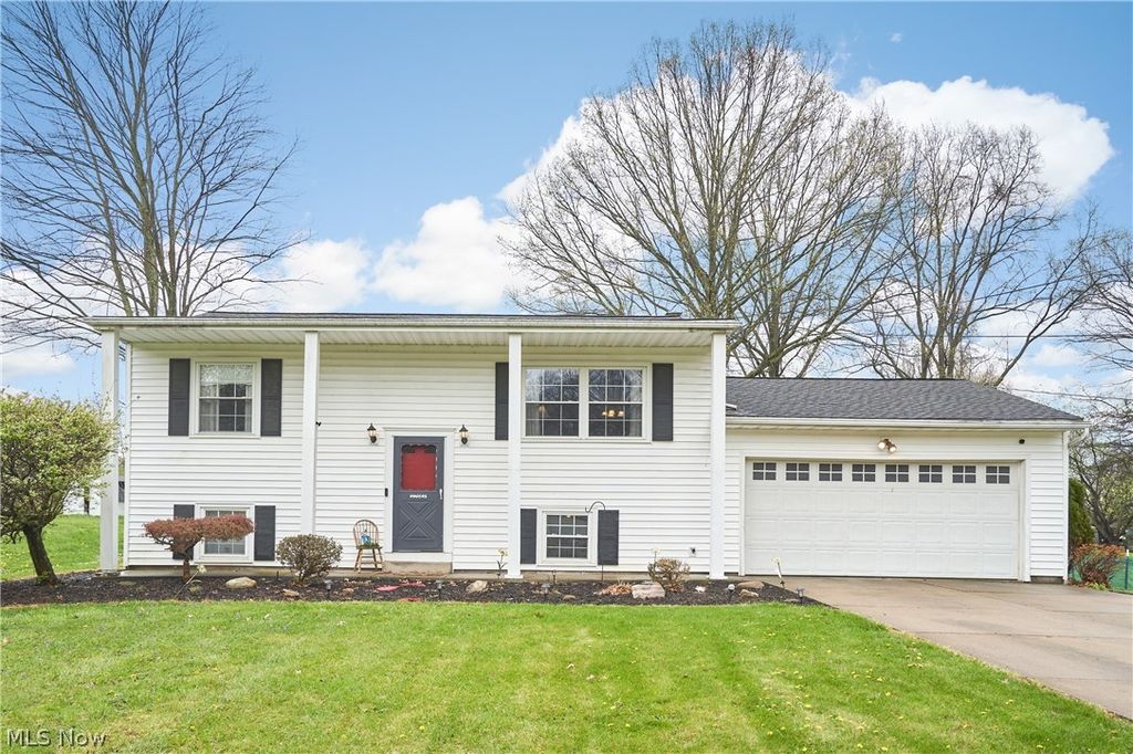 Photo of 5336 Donner Drive, Clinton, OH 44216 (MLS # 5201736)