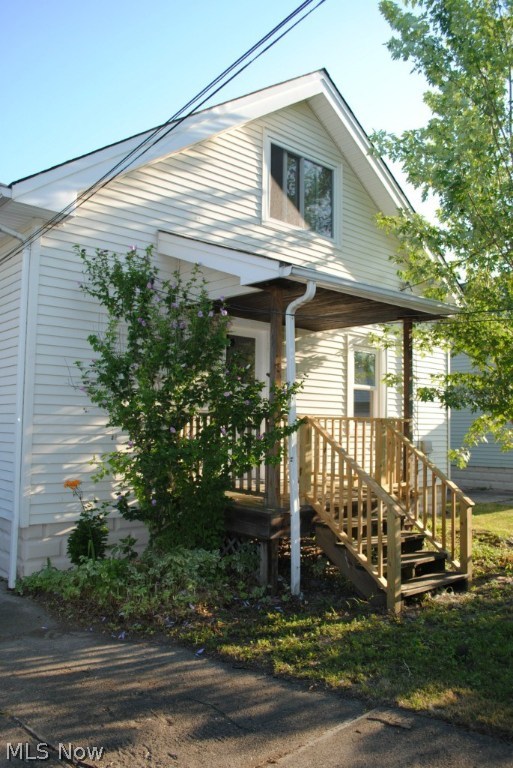 Laura E Sladden - Residential