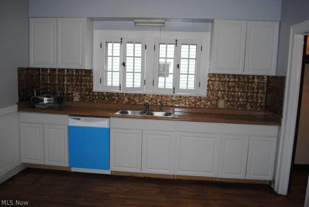 Laura E Sladden - Residential