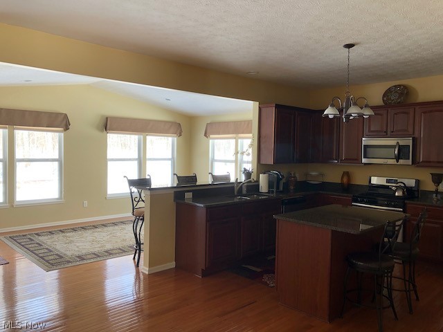 New Hampton Ph 11 - Residential