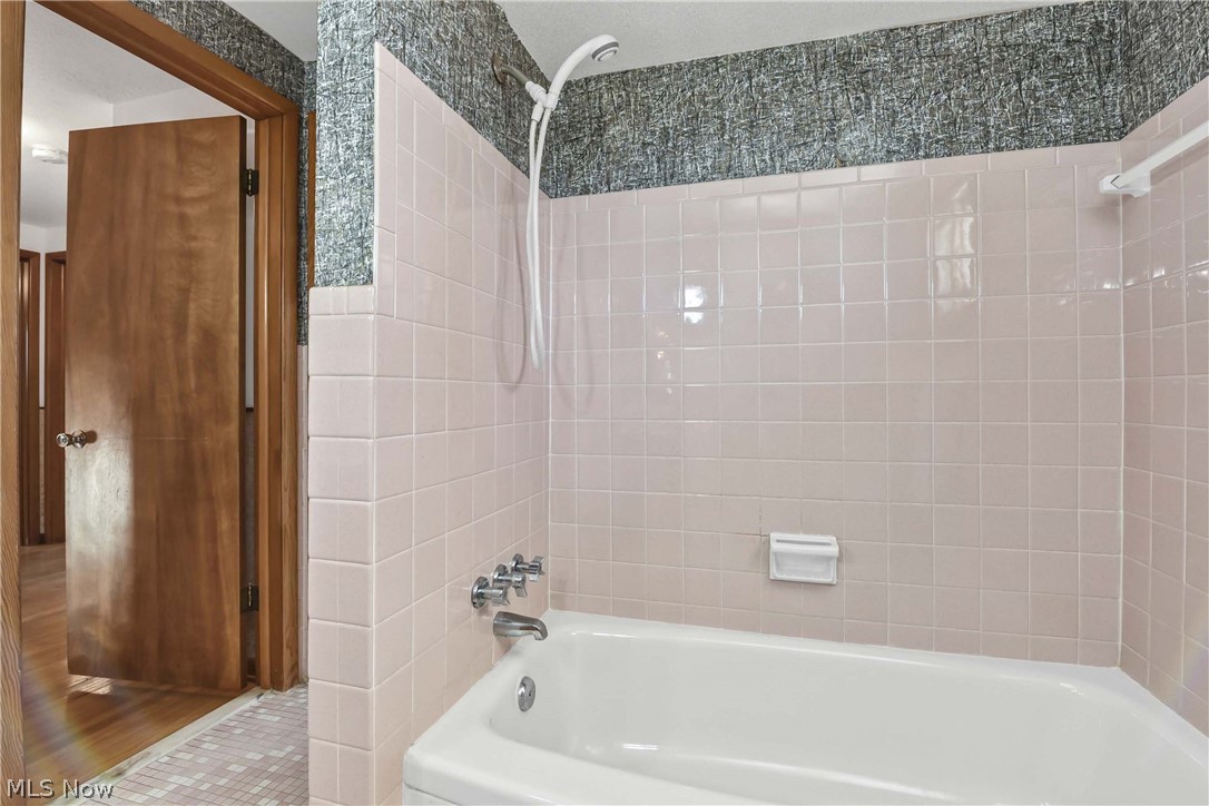 Wonneta Pkwy 02 - Residential