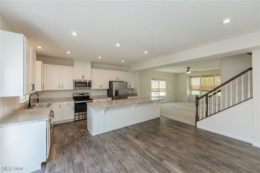 1466 Caymus Court, Avon, Ohio image 11