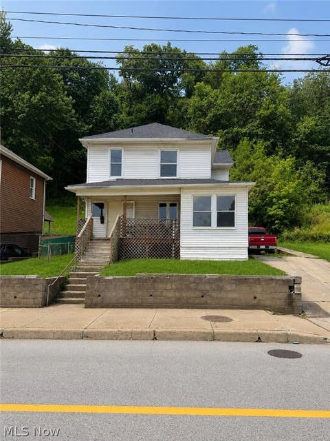 Homes For Sale - 433 Cove Road<br/> Hancock County, Weirton, WV 26062