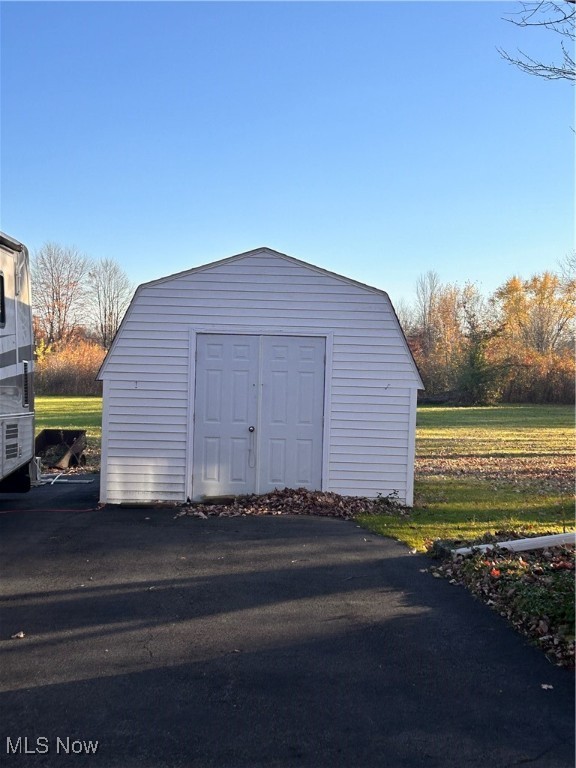 3080 Bradley Brownlee Road, Cortland, Ohio image 6