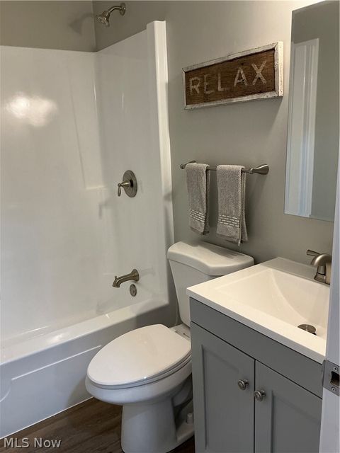 Tiny photo for 262 Miller Court, Elyria, OH 44035 (MLS # 5210553)