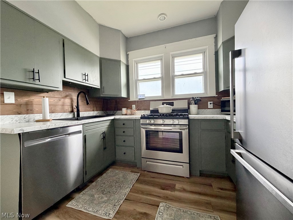 Ar Anderson & Bros Prop - Residential