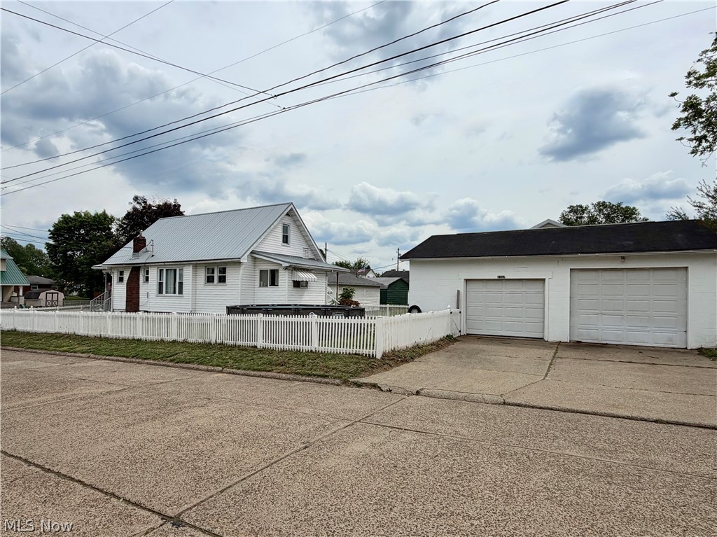 Ar Anderson & Bros Prop - Residential
