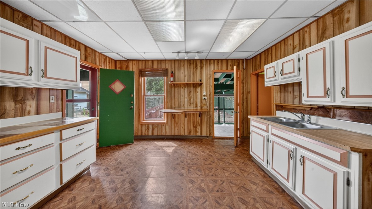 1320 W 87th Street