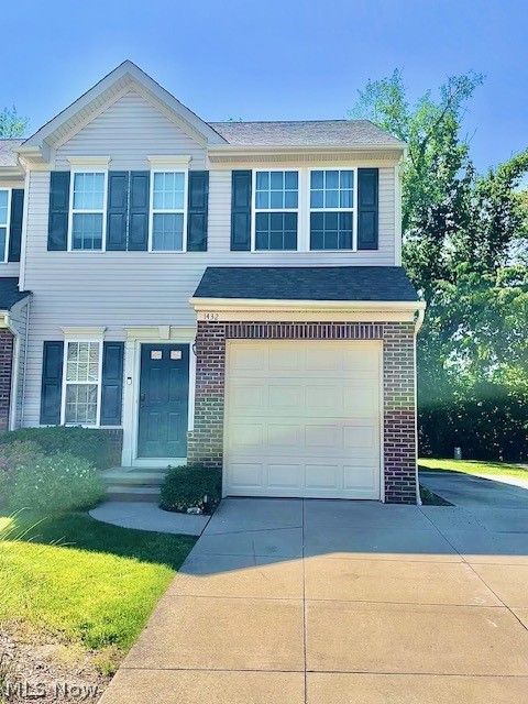 Condo For Sale - 1432 Wellingshire Circle<br/> Cuyahoga Falls, OH 44221