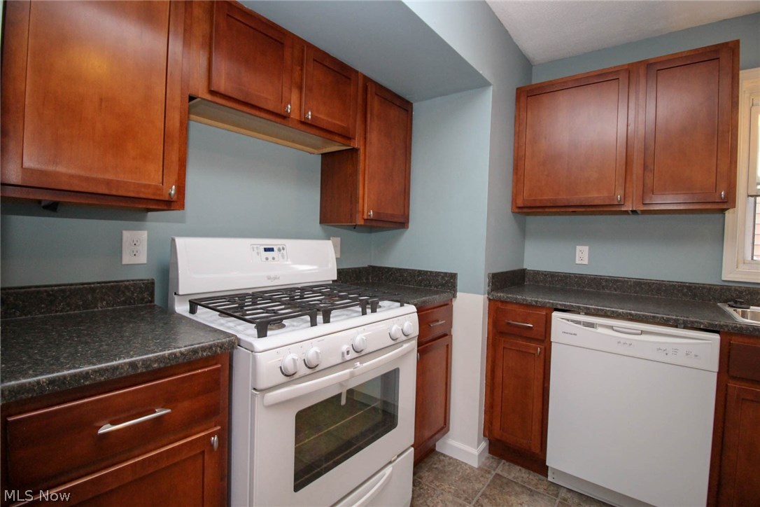 New England Lanes - Residential