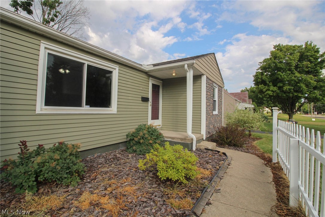 New England Lanes - Residential