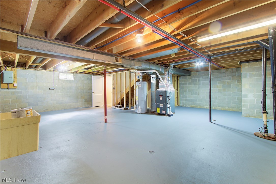 Aquinas Estates #6 Sub - Residential