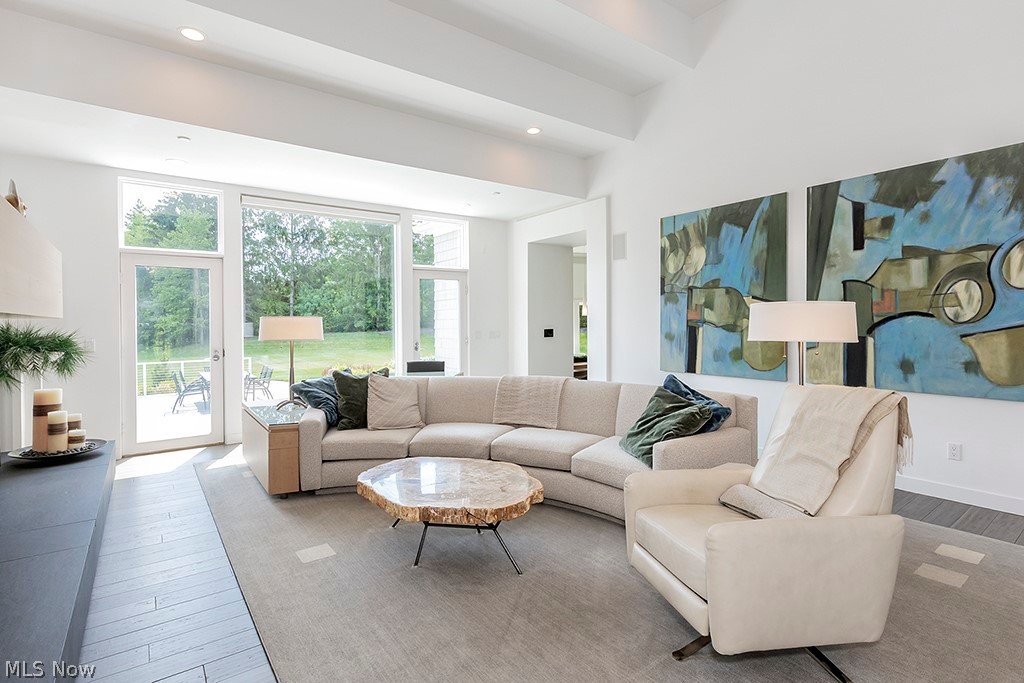 Arrowhead Farm - Residential