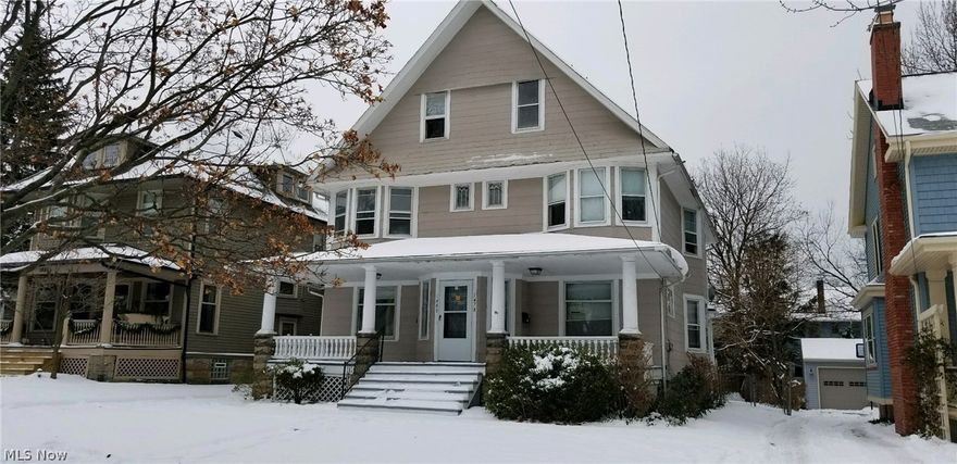 Spacious multifamily in Lakewood. Each unit has 3 Bedrooms and 1 full bath.  There is a two car detached garage.  Basement is full and unfinished. 
Home has access to an open porch. Backyard has ample amount of space. Kitchen has plenty of storage. Located in a quiet neighborhood and minutes away from parks, schools, and shopping. Seller may/will not respond to any offer until house has been on market 5 to 7 days. Multiple offers are on the table! All highest and best offers are due back to LA by Sunday 12/31/2017 at 5pm!