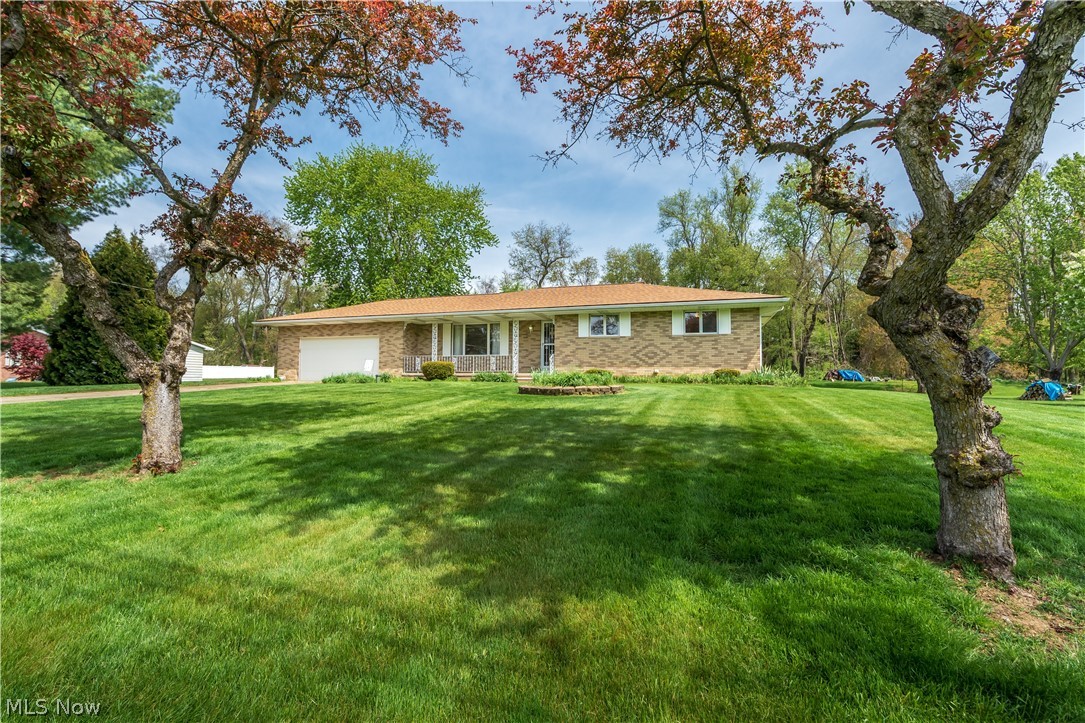 Pine Knoll Estates - Residential