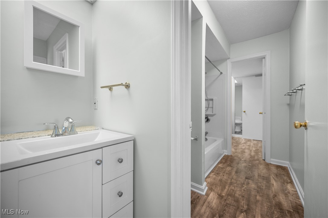 Georgetown/Lyndhurst Condo - Residential