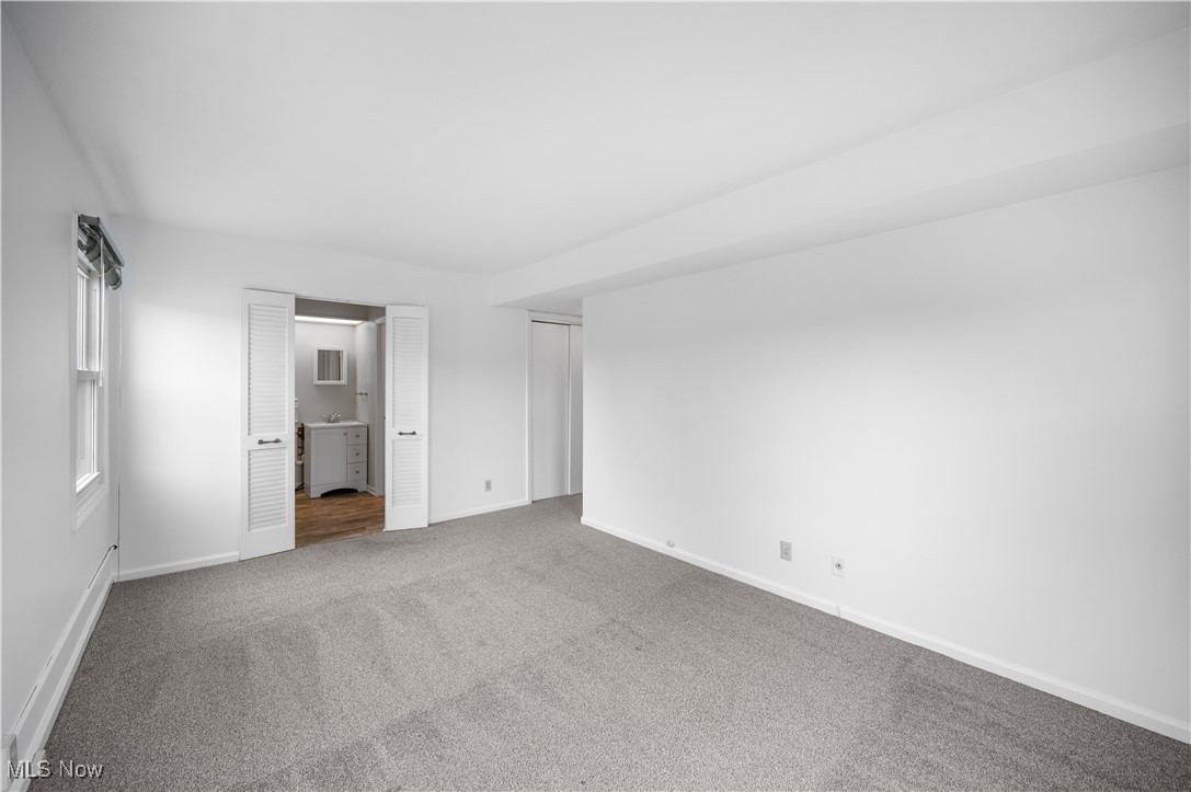 Georgetown/Lyndhurst Condo - Residential