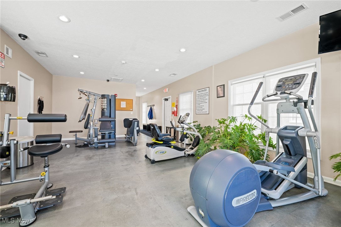 Georgetown/Lyndhurst Condo - Residential