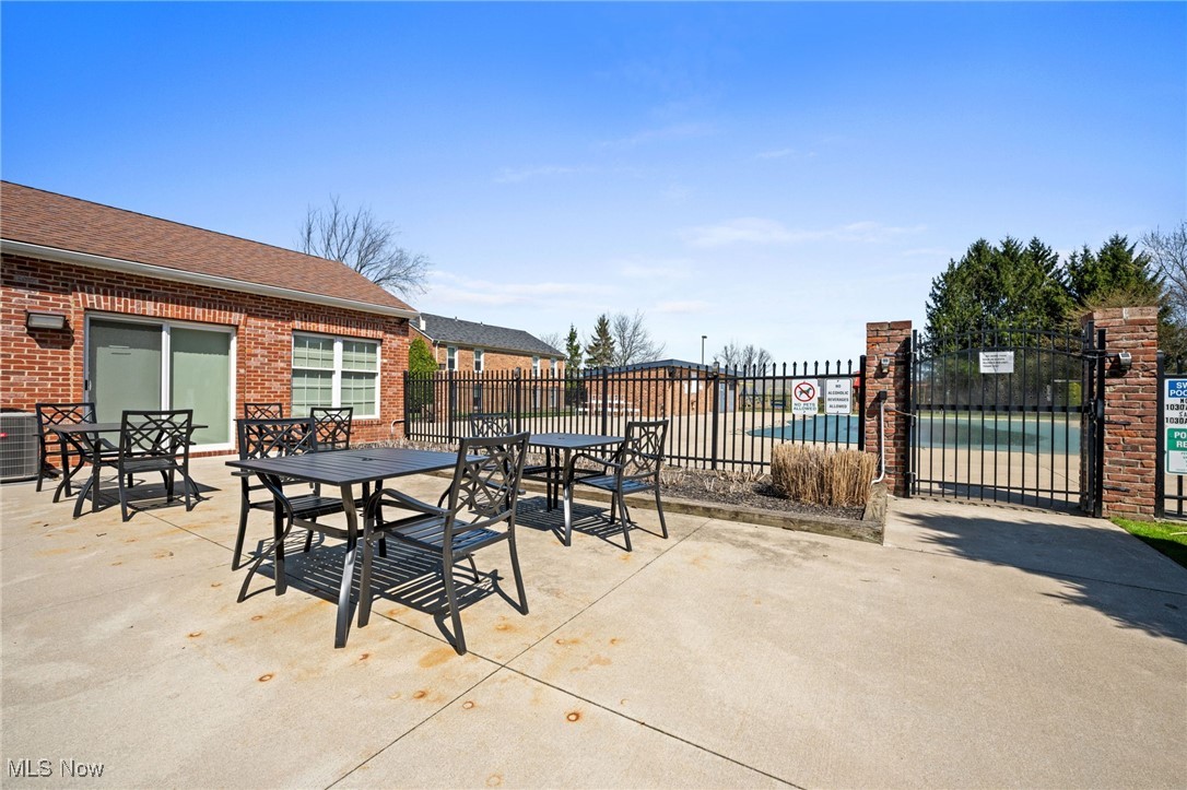 Georgetown/Lyndhurst Condo - Residential