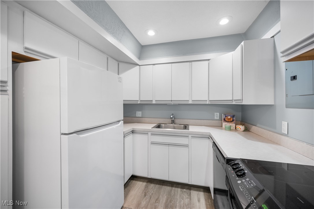 Georgetown/Lyndhurst Condo - Residential