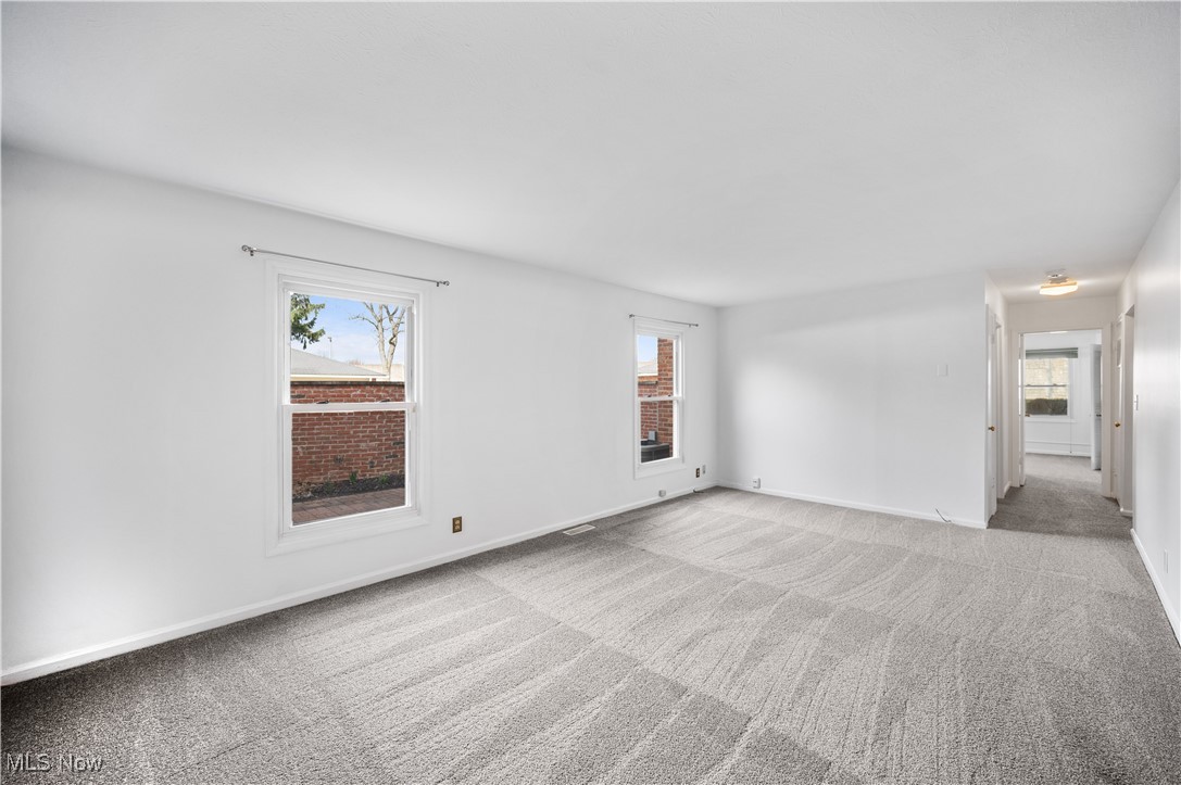 Georgetown/Lyndhurst Condo - Residential