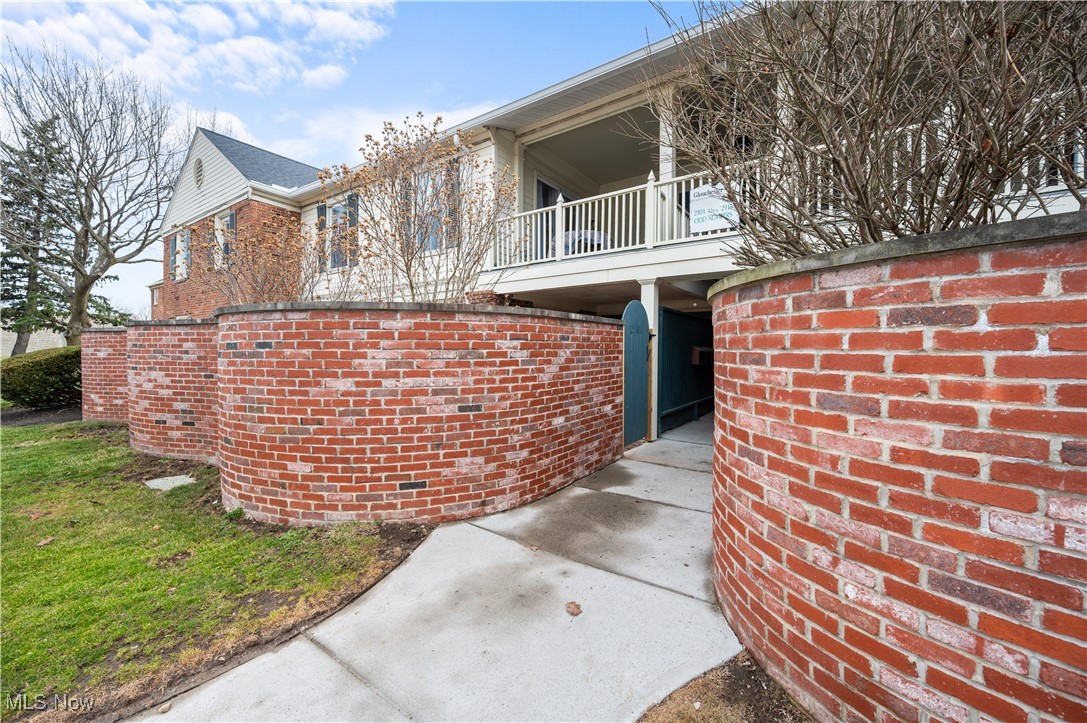 Georgetown/Lyndhurst Condo - Residential