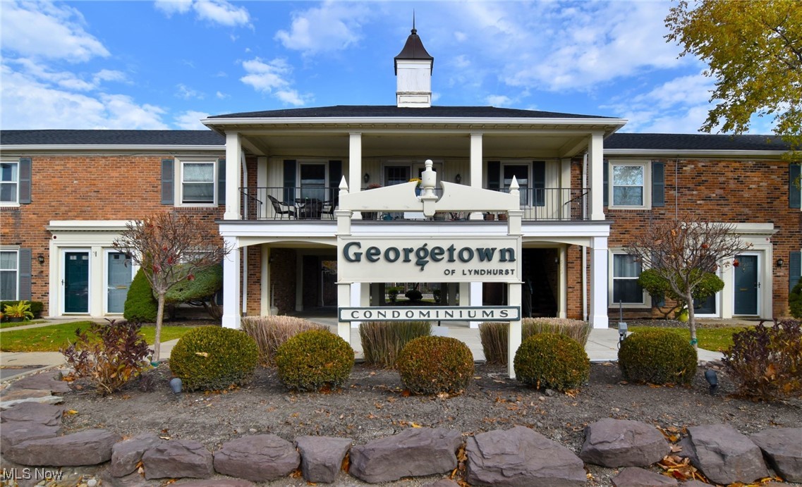 Georgetown/Lyndhurst Condo - Residential