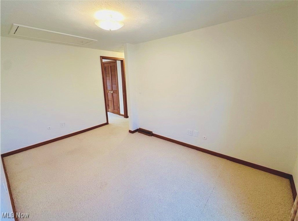 Gates Mills, Ohio 44040, United States, 4 Bedrooms Bedrooms, ,3 BathroomsBathrooms,Residential,Active,93982