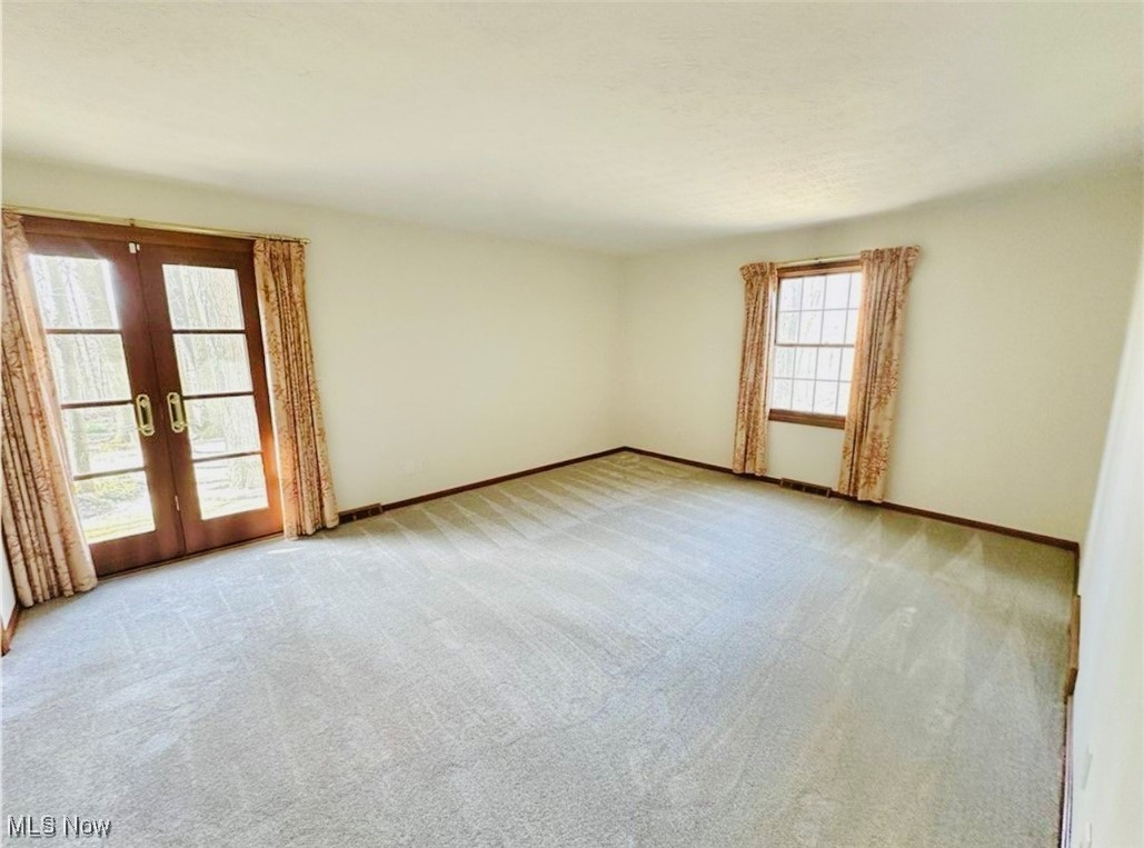 Gates Mills, Ohio 44040, United States, 4 Bedrooms Bedrooms, ,3 BathroomsBathrooms,Residential,Active,93982